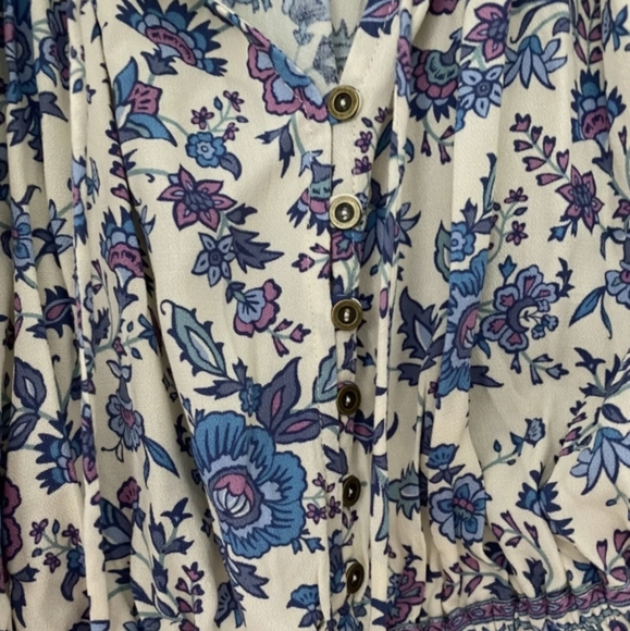 🎶 Spell Folk Song Blouse 🎶 - Picture 5 of 7